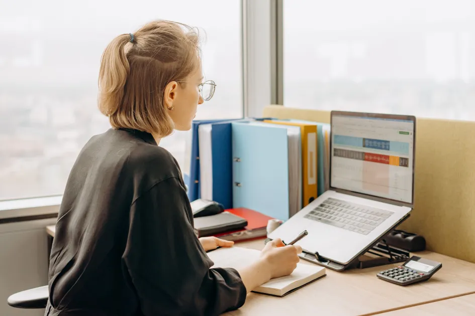 CRM para pequenos negócios: organize leads sem planilha infinita